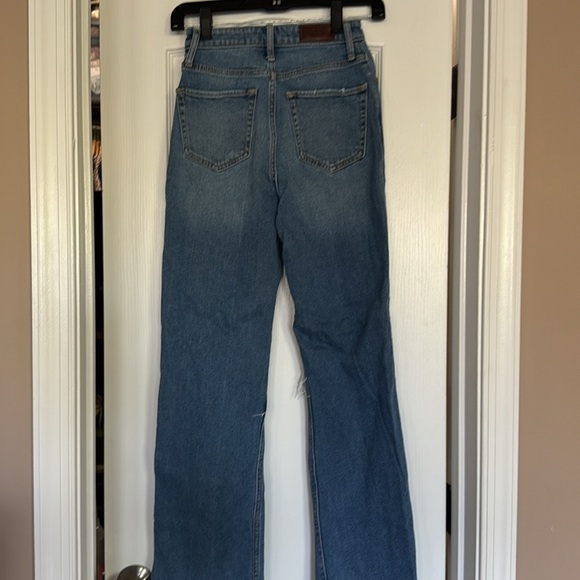 Hollister Jeans - Picture 3 of 4